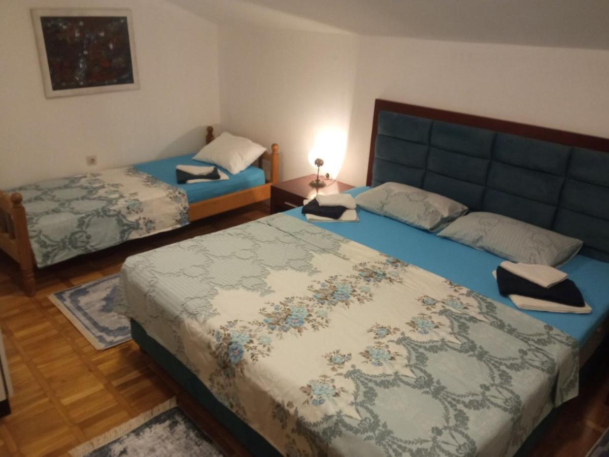 Heart Of Old Town Guesthouse Подгорица Екстериор снимка